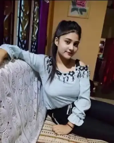 Escort In Amboli