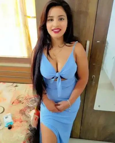 Amboli Escort